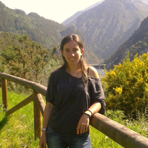 Silvia studies natural variation in wild populations of Arabidopsis thaliana from the NE of Spain to study the mechanisms and the genetic basis of adaptive traits.